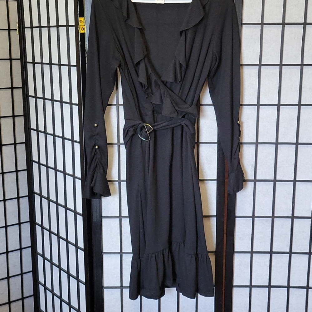 Black dress w/ ruffle collar